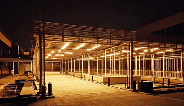 项目施工管理：工业场景下的性能与适用条件分析